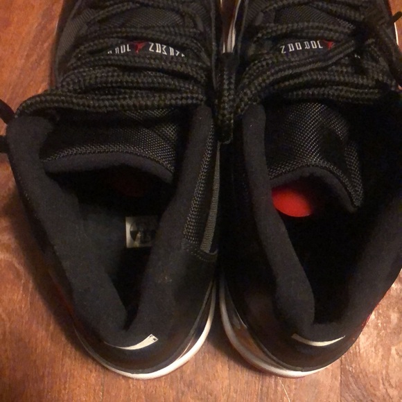2012 Air Jordan bred 11’s - Picture 4 of 8